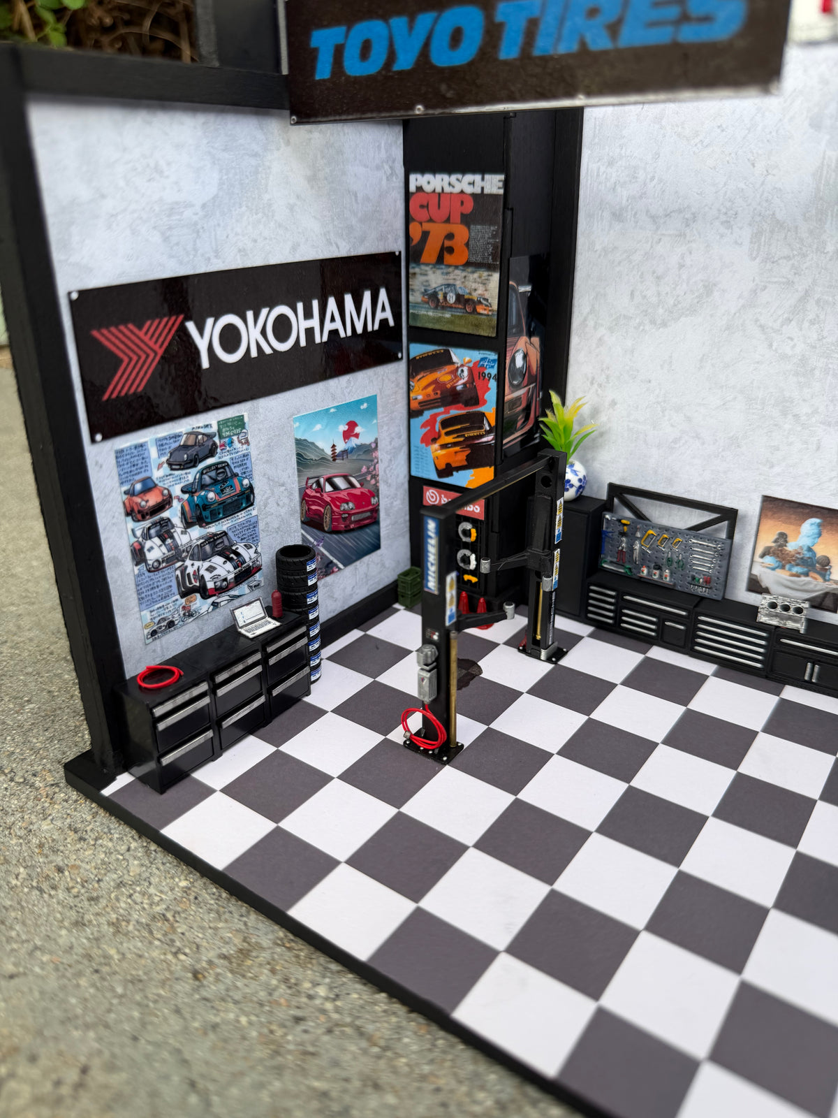 Shop Garage Diorama