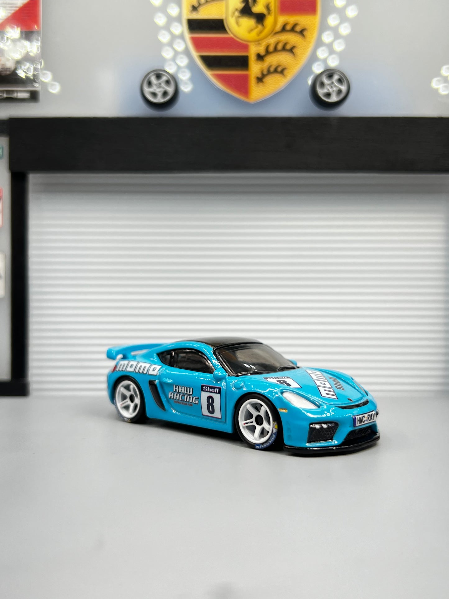 Porsche GT4